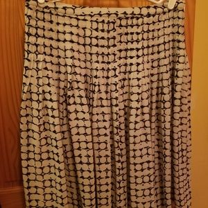 St. John white/black georgette silk skirt SZ 12